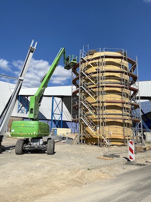 Seehafen Vormontage mit Rundgerüst